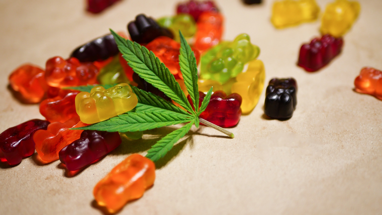 What is the Difference Between CBD And THC Gummies?